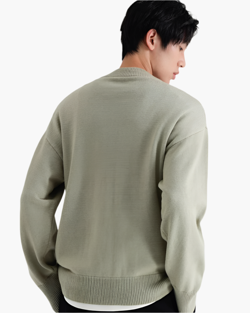 Men's Fine-Knit Turtleneck Sweater with Ribbed Cuffs