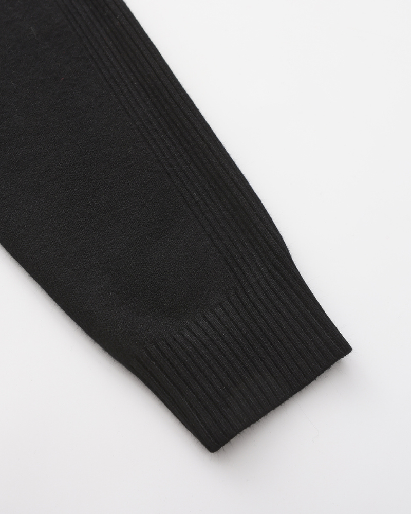 Men's Slim Fit Turtleneck Sweater in Fine Knit