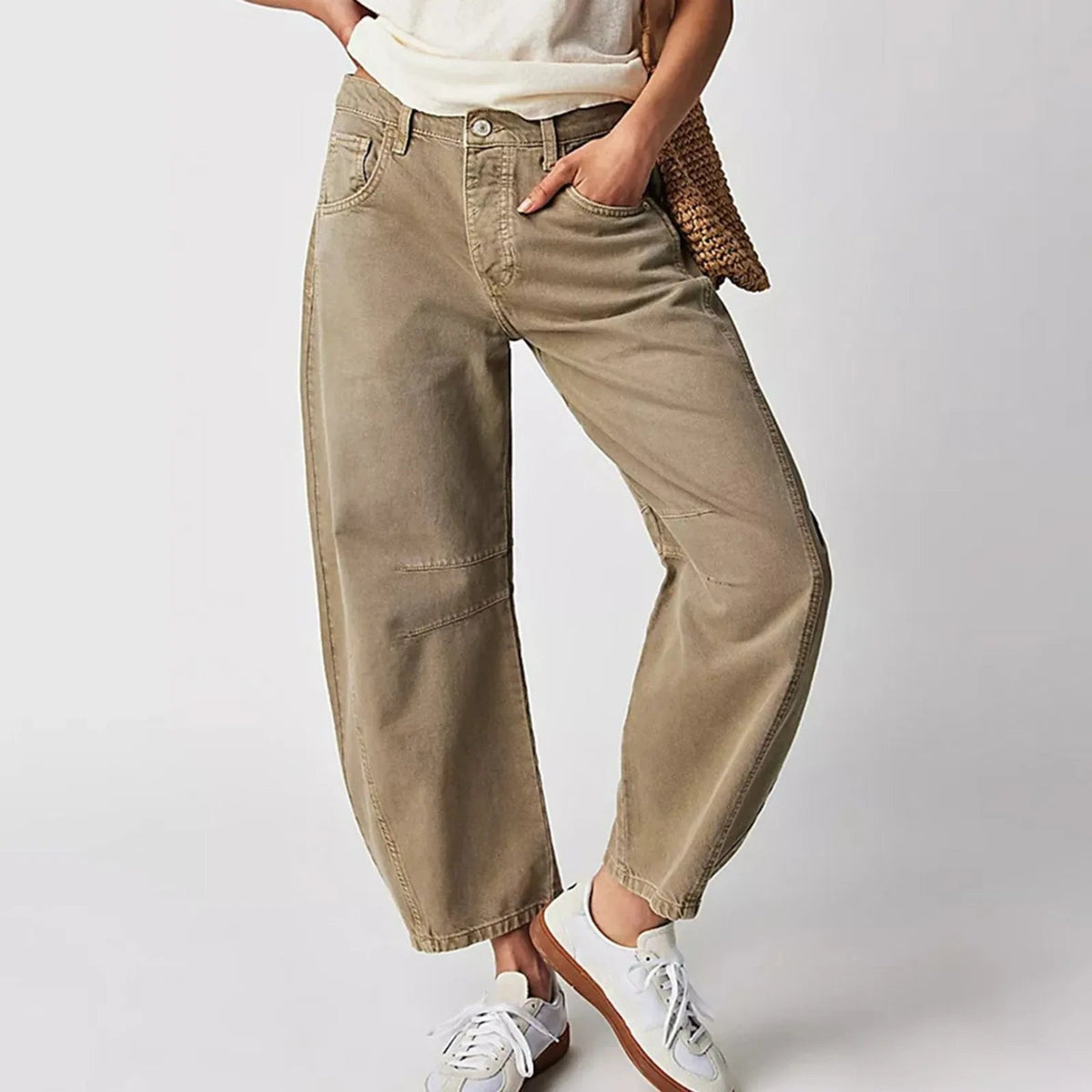 Women's Barrel Leg Jeans with Low Rise and Curved Shape - Khaki