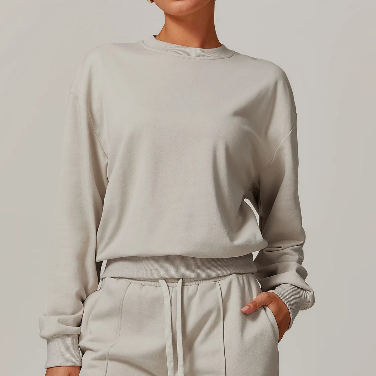 Women's Crewneck Sweatshirt and Pants Lounge Set - Light Gray